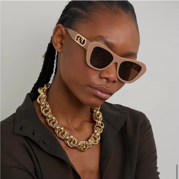 Fendi Accessories - Fendi FF Nude Cat-Eye Sunglasses
